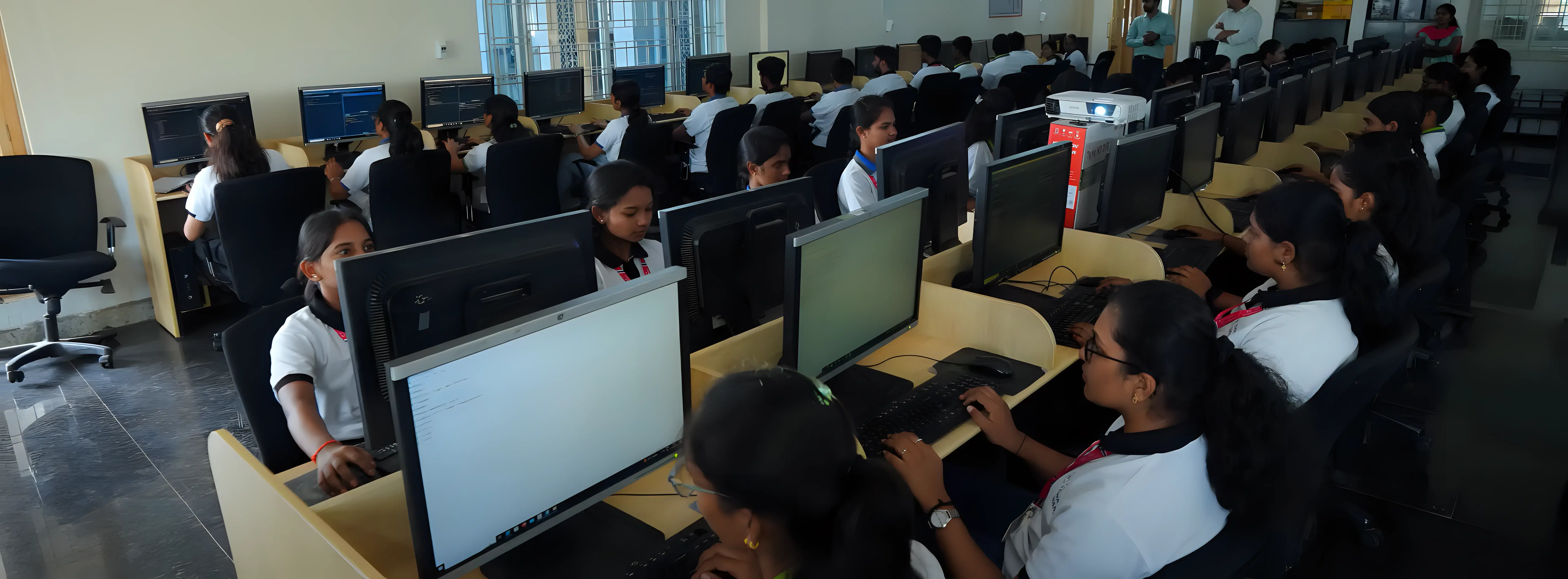 Vishwa Vishwani Institute of Systems and Management Hyderabad labs photo 3